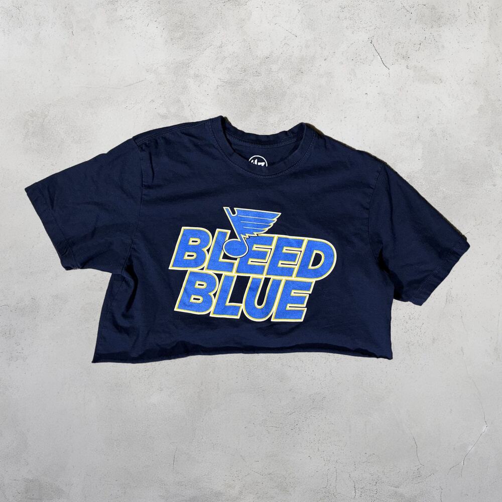 🏒 St. Louis Blues “Bleed Blue” Cropped Graphic Tee 💙